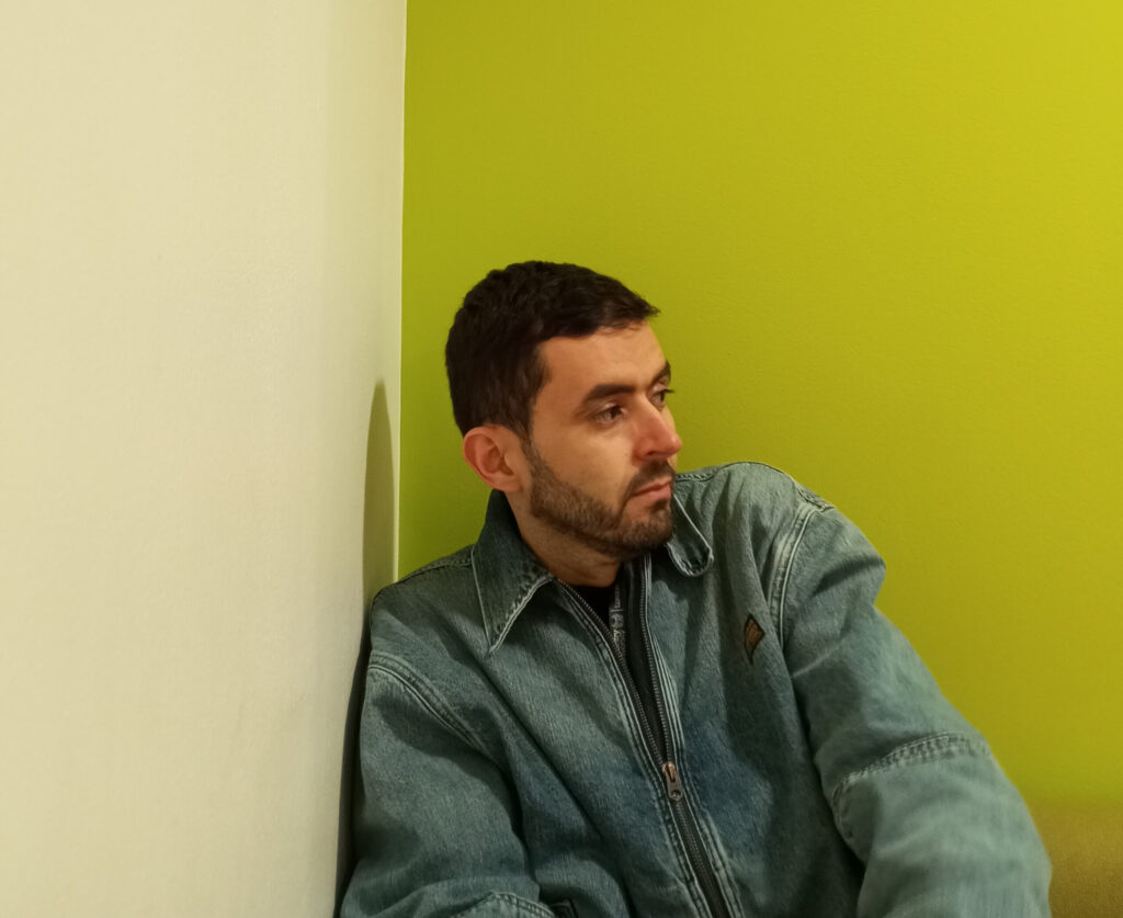 7eced3db-bc58-4deb-81a2-7899f35b5b62